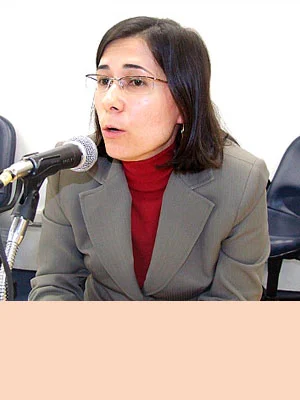 Dra. Carolina Alves